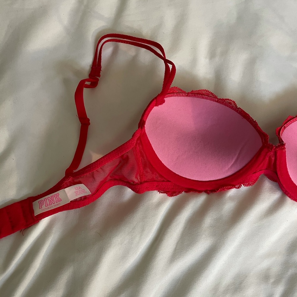 Victoria’s Secret PINK Red Push-up Bra - Picture 3 of 4
